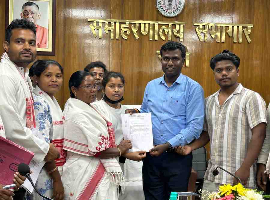 केंद्रीय सरना समिति के प्रतिनिधि और जिला प्रशासन के बीच सरहुल को लेकर संवाद